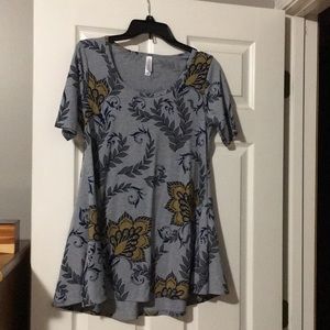 LulaRoe Perfect T